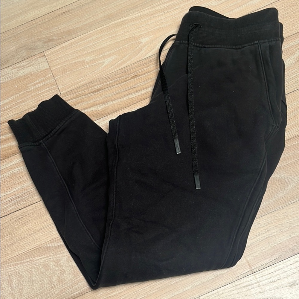Lululemon Black Scuba Sweats, size 6